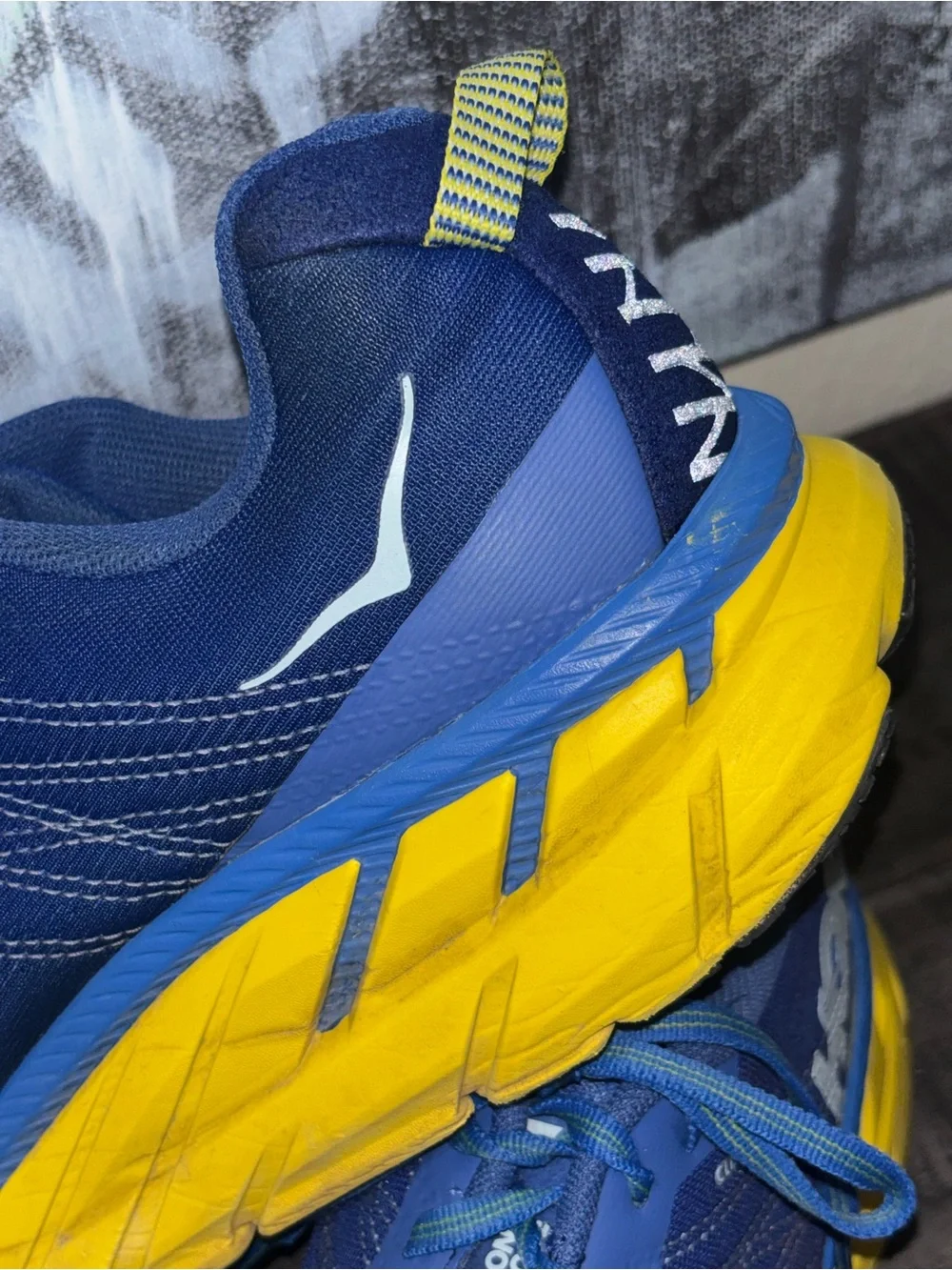 Hoka One One Clifton 6 MENS SZ 9